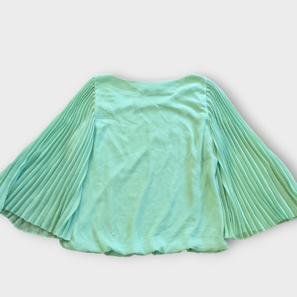 Size 10 Alfani Chiffon Green Bell Sleeve Blouse - Picture 3 of 6